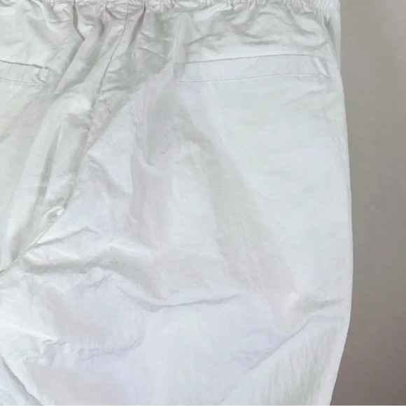 Nike Womens Size Medium Jennie  Clothes Windbreaker Jogger Pant - Picture 15 of 16